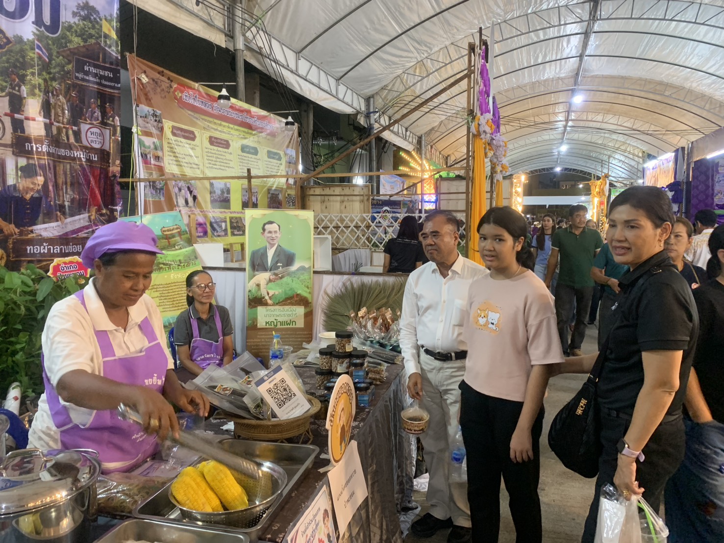 พช.ป่าพะยอม จัดบูธนิทรรศการ ในงานสมโภชพระพุทธนิรโรคันตรายชัยวัฒน์จตุรทิศ และงานกาชาดประจำปี 2569