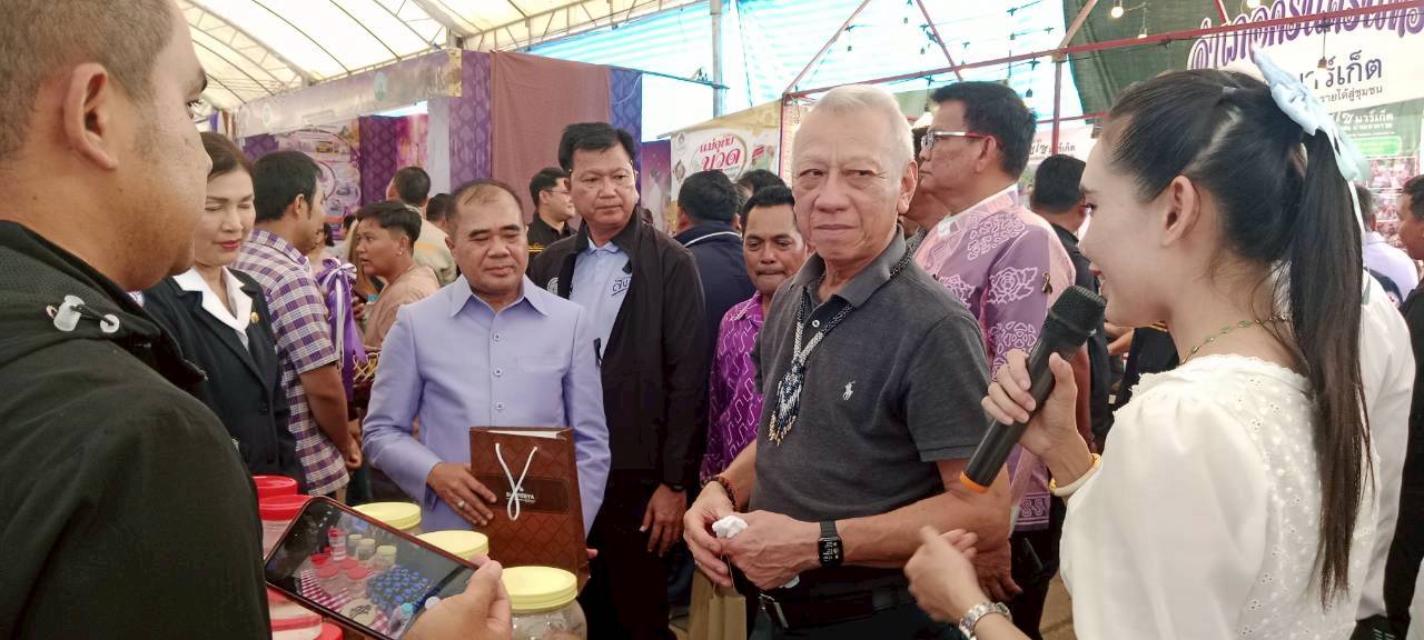 พช.ป่าพะยอม ร่วมให้การต้อนรับรองนายกรัฐมนตรี ลงพื้นที่เยี่ยมชมบูธนิทรรศการ "งานสมโภชฯ และงานกาชาดของดีเมืองลุง ประจำปี 2569