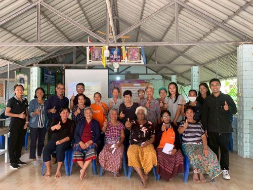 พช.ป่าพะยอม ดำเนินโครงการส่งเสริมการออมและพัฒนาทักษะทางการเงิน Financial literacy 